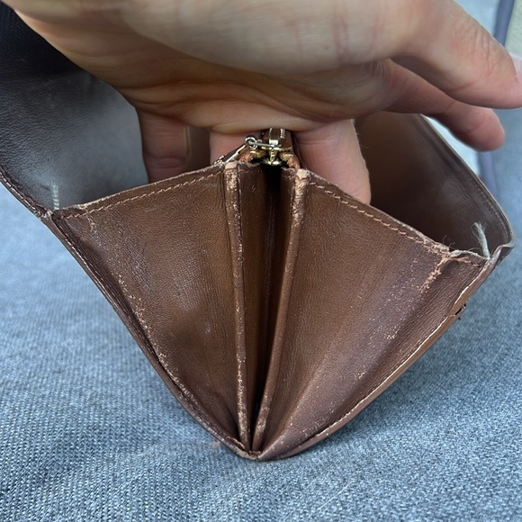 Louis Vuitton Vernis long Wallet - Picture 12 of 14